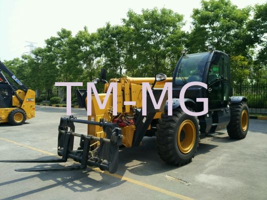 kwaliteit  3 Ton 4 Ton Small Extenda Boom Forklift / XC6-3507 Compact Telehandler Machine fabriek